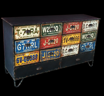 Cômoda Auto Plaques