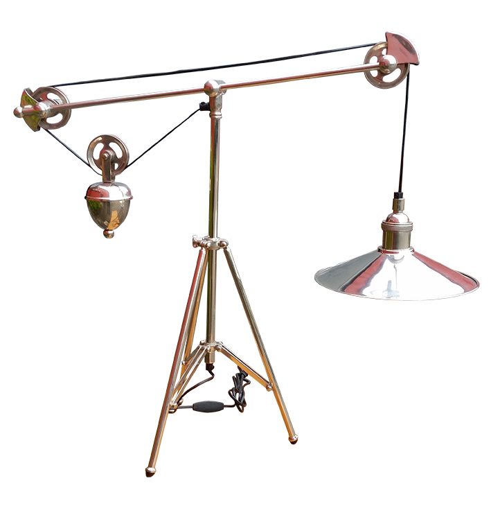 Luminária Articulada de Mesa
